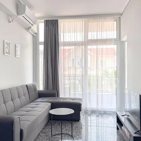 Urban Mood Каламата