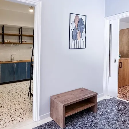 Urban Mood Apartment *