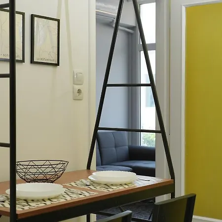 Urban Mood Apartment *